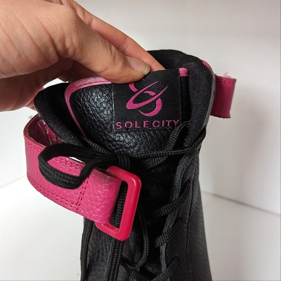 Vintage Heeled Sneaker Ankle Boots - Picture 5 of 7